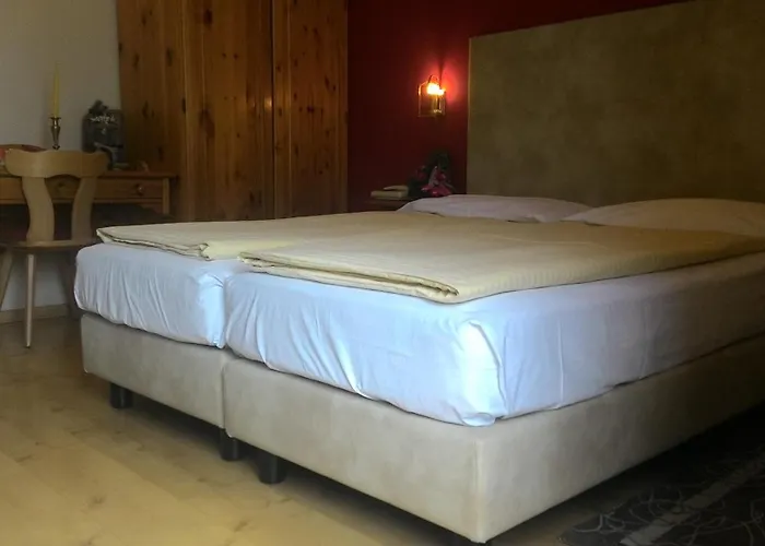 Adele 3* ליביניו