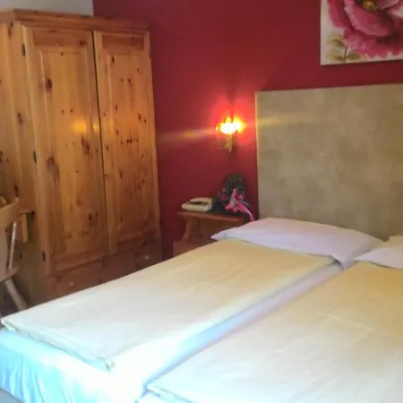 Adele Hotel 3*