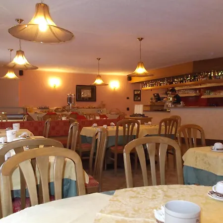 Adele Ξενοδοχείο 3*