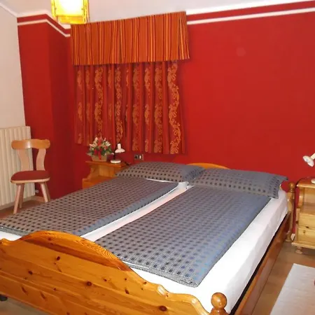 Adele Ξενοδοχείο