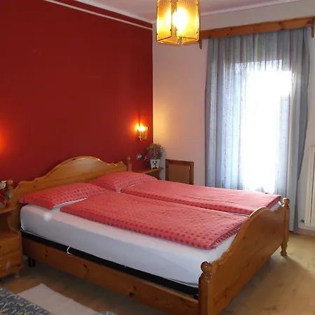 Adele Hotel